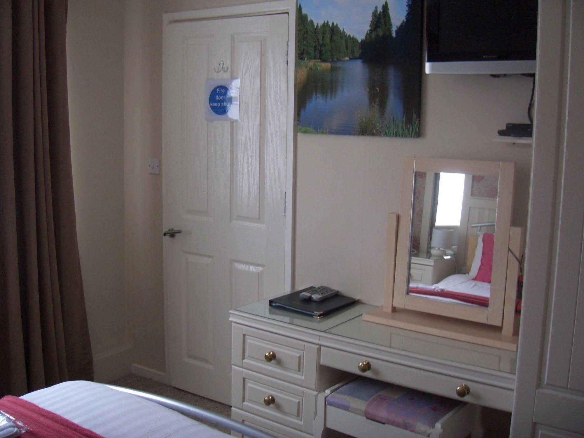 Dean Valley Panorama Bed & Breakfast リドニー エクステリア 写真